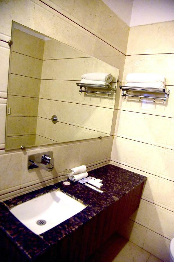 Hotel D S Inn 阿姆利则 外观 照片
